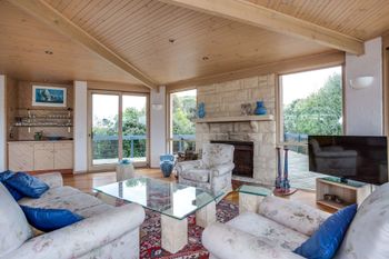 Latham Beach House - Lennox Head Accommodation 3