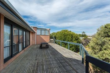 Latham Beach House - Lennox Head Accommodation 5