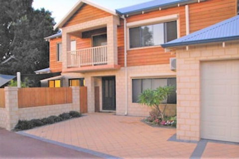Terrific Townhouse - Lennox Head Accommodation 2