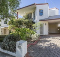 The Burswood Townhouse - Lennox Head Accommodation