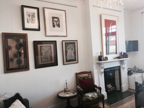 Assemblage Boutique Art Bed & Breakfast - Lennox Head Accommodation 1