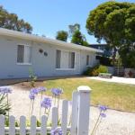 Bay Breeze Cottage - Lennox Head Accommodation 0
