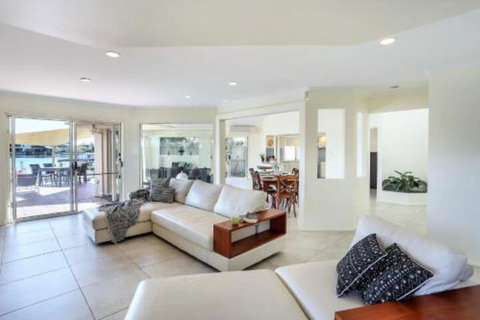 Gone Fishin Noosa Waters - Lennox Head Accommodation 6