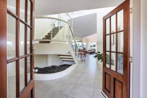 Gone Fishin Noosa Waters - Lennox Head Accommodation 3