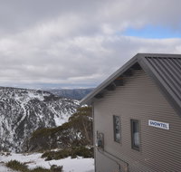 Snowtel 4 - Lennox Head Accommodation