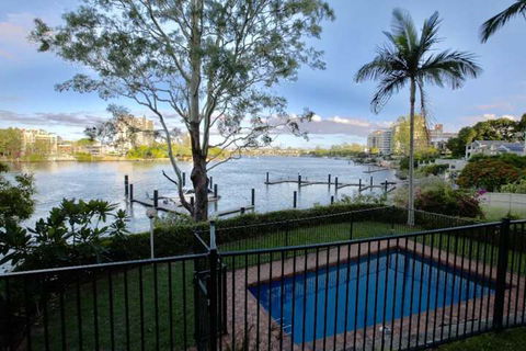 Modern Studio Apartment With Pool & Amazing Views - Lennox Head Accommodation 2