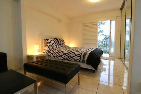Modern Studio Apartment With Pool & Amazing Views - Lennox Head Accommodation 7