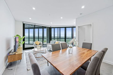 HomeHotel Luxury Apt With Shopping Mall Downstairs - Lennox Head Accommodation 4