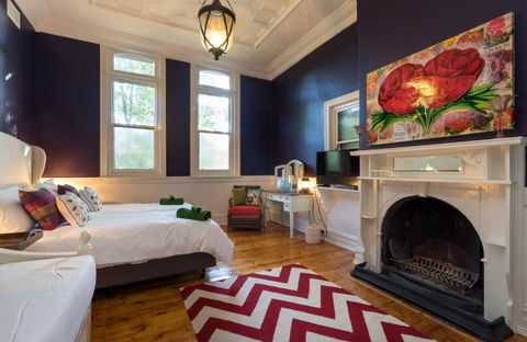 Rent Your Own Historic Hotel For Holidays & Events - Lennox Head Accommodation 6