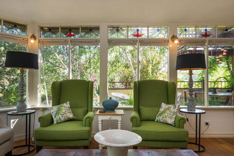 Rent Your Own Historic Hotel For Holidays & Events - Lennox Head Accommodation 3