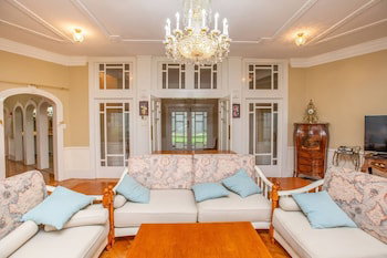 Classic 5 Beds Mt Dandenong Resort - Lennox Head Accommodation 0