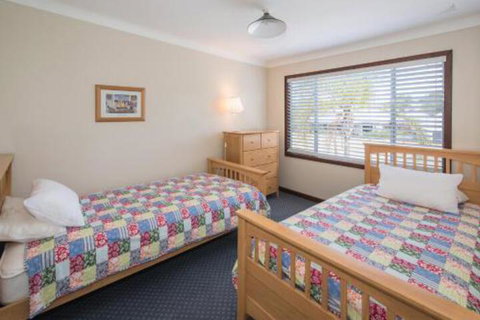Bay Vista - Lennox Head Accommodation 4