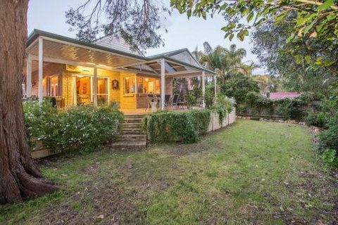 Country Cottage - Lennox Head Accommodation 4