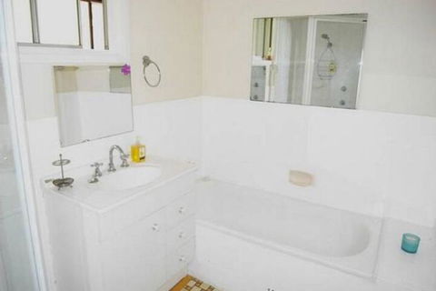 Explorers Holiday House - Lennox Head Accommodation 5