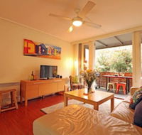 Colour Pop - Rejuvenate Stays - Lennox Head Accommodation