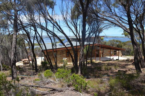 Of Stone & Wood Guesthouse Secluded Getaway! - Lennox Head Accommodation 5