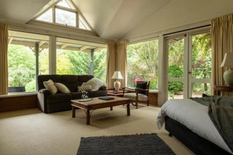 In The Valley - Lennox Head Accommodation 2