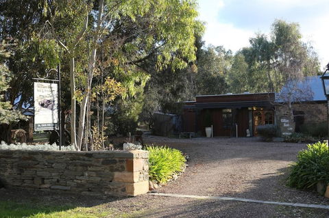William Hunt's Retreat - Redwood Studio - Lennox Head Accommodation 0