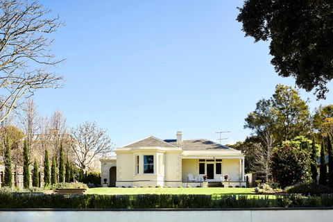 Clydesville - Lennox Head Accommodation 6