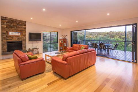 Caves Retreat - Lennox Head Accommodation 3