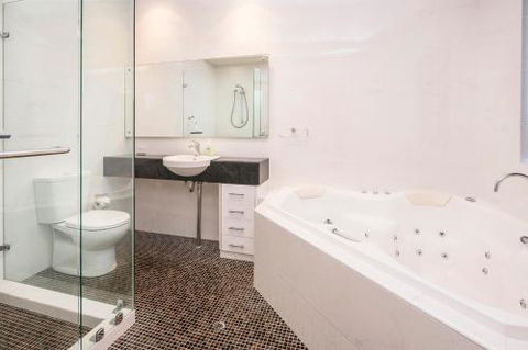 Caves Retreat - Lennox Head Accommodation 5