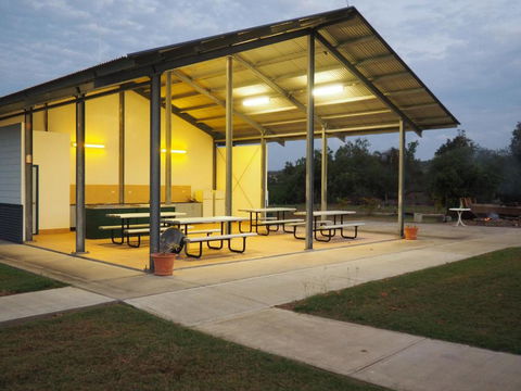 Bowen Holiday Park - Lennox Head Accommodation 1