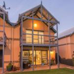 Peppabay - Lennox Head Accommodation 0
