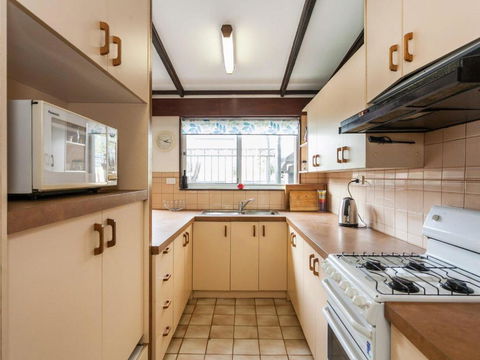 OCEAN SOUNDS Anglesea - Lennox Head Accommodation 3