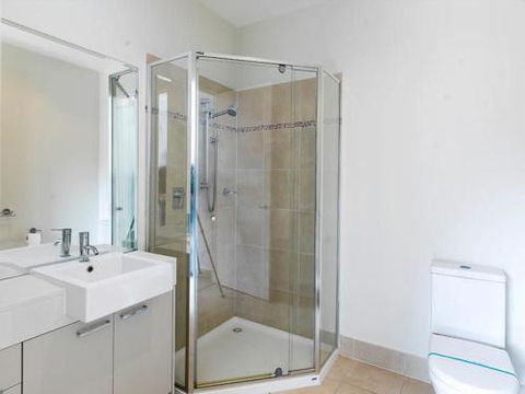 ONE LEVEL At BROADBEACH RESORT - Lennox Head Accommodation 3