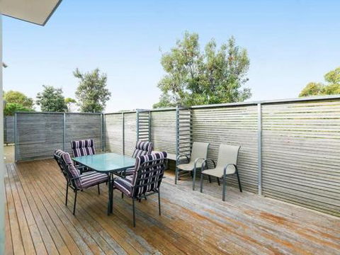 ONE LEVEL At BROADBEACH RESORT - Lennox Head Accommodation 1
