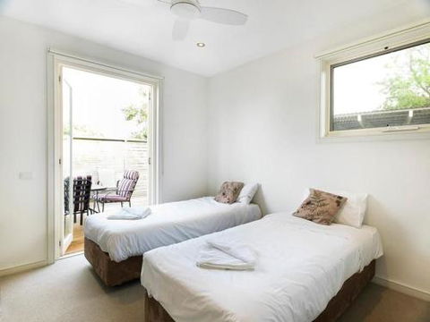 ONE LEVEL At BROADBEACH RESORT - Lennox Head Accommodation 6