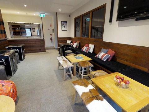 Apartment 5 The Stables Perisher - Lennox Head Accommodation 2
