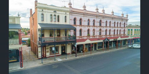 Grand & Central On George Unique Opulent - Lennox Head Accommodation 2