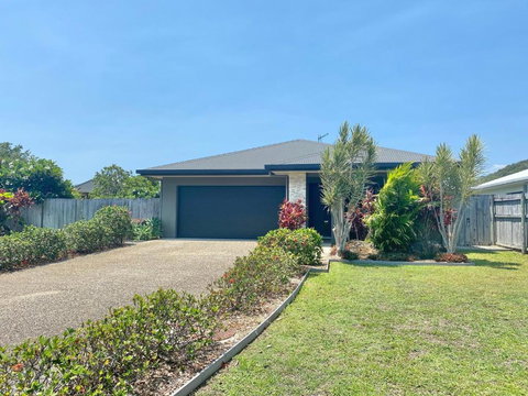 Cooya Beach Ultimate Tropical Getaway - Lennox Head Accommodation 6