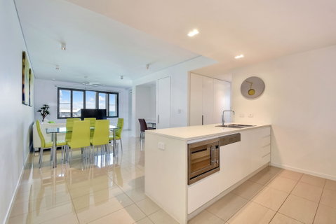 Darwin Waterfront Short Stay Apartments - Lennox Head Accommodation 2