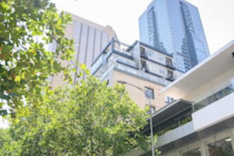 LUCY Laneway Art Fed Square Bars & Flinderst St. Station - Lennox Head Accommodation 0
