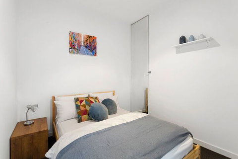JOLI Directly Opposite MCG - Lennox Head Accommodation 1