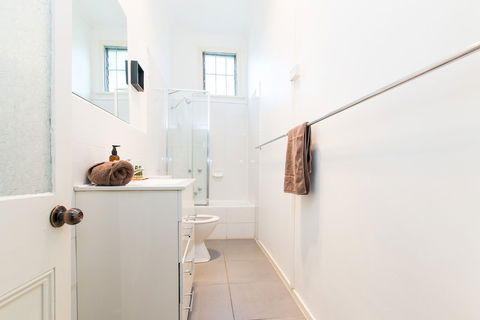 HUNTER In The Heart Of Collingwood Fitzroy - Lennox Head Accommodation 6