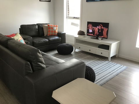 Discover Beach Retreat - Lennox Head Accommodation 2