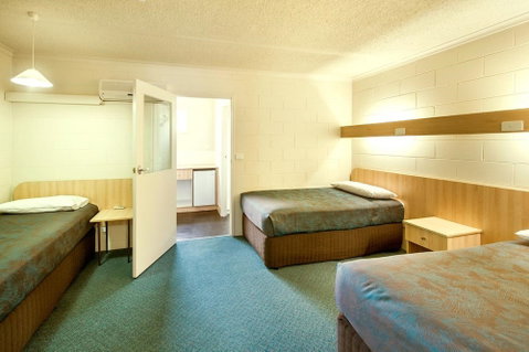 Box Hill Motel - Lennox Head Accommodation 3