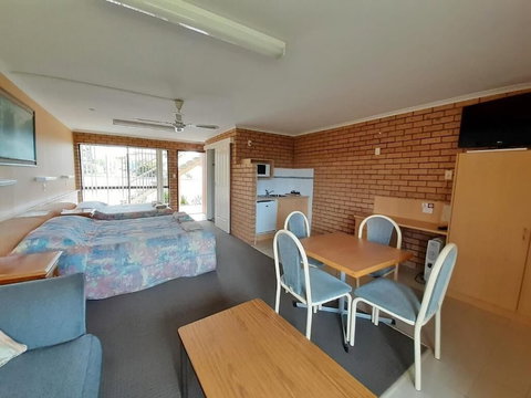 Bayview Motor Inn - Lennox Head Accommodation 4