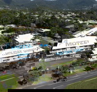 Cairns Reef Apartments  Motel - Lennox Head Accommodation