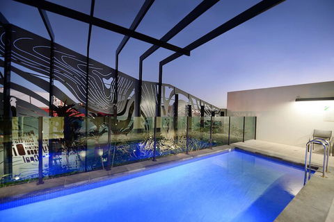 Oaks Gladstone Grand Hotel - Lennox Head Accommodation 4