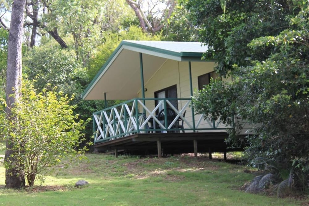 The Caves QLD Lennox Head Accommodation