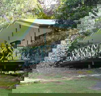 Capricorn Caves - Caravan Park - Lennox Head Accommodation