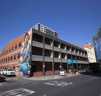 Adelaide Central YHA - Hostel - Lennox Head Accommodation