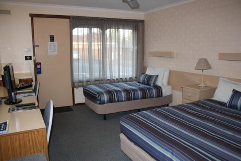 Raglan Motor Inn - Lennox Head Accommodation 3