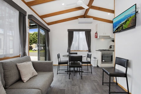 Warrnambool Holiday Village - Lennox Head Accommodation 5