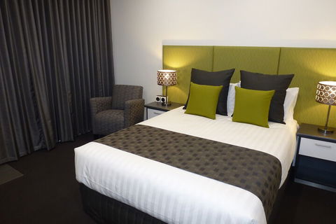 Golden Chain Tower Motor Inn - Lennox Head Accommodation 3