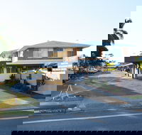 Rover Holiday Units - Lennox Head Accommodation